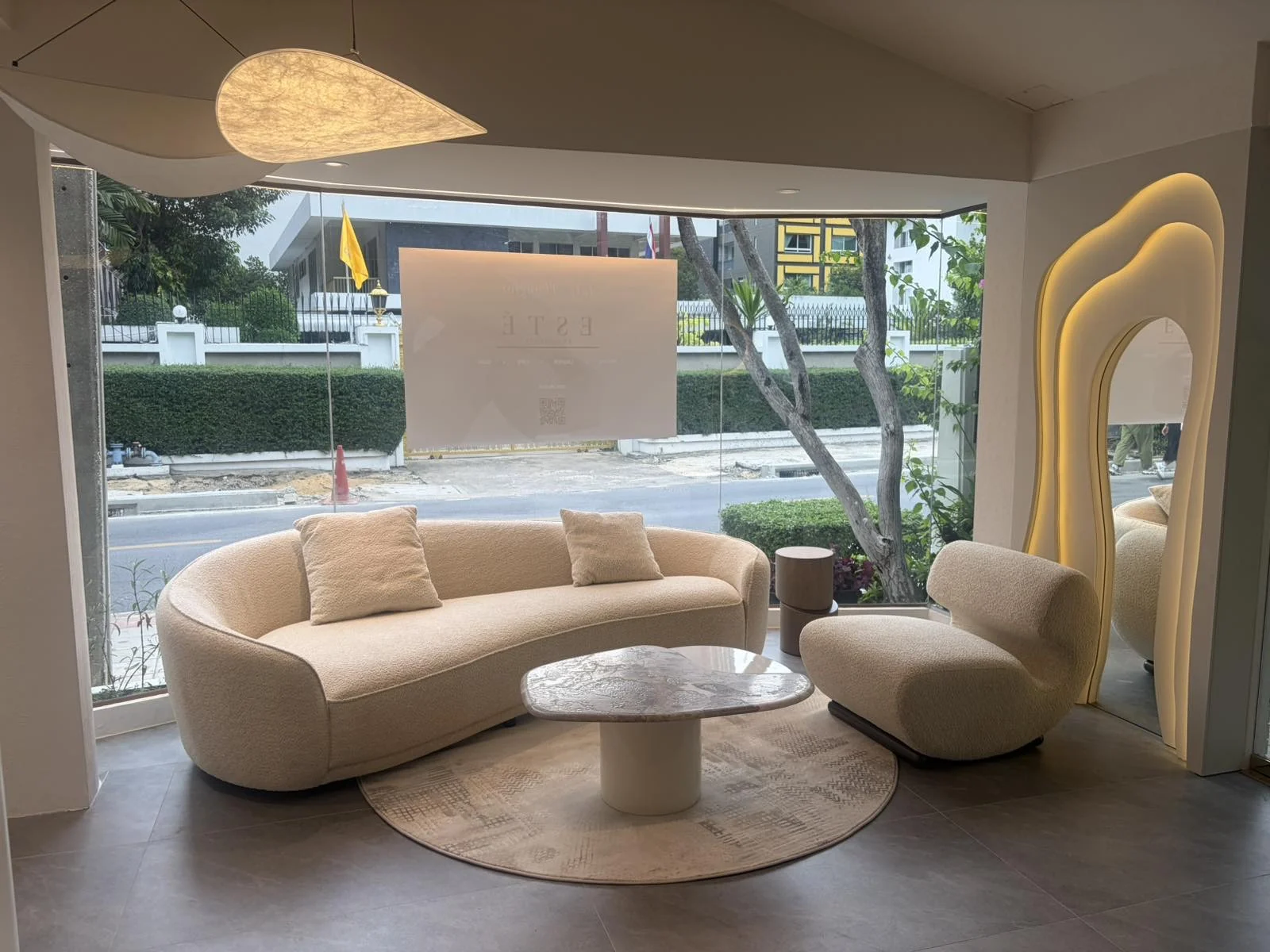ESTÉ by Agnesta reception lounge